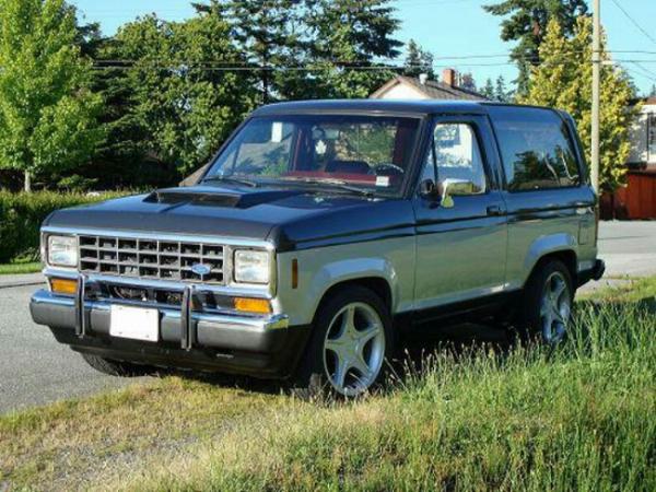 Ford Bronco II GT Muscle