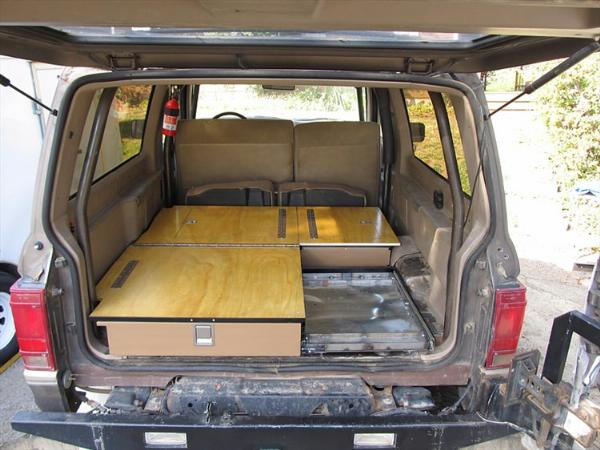 Here you can see the storage boxes completed