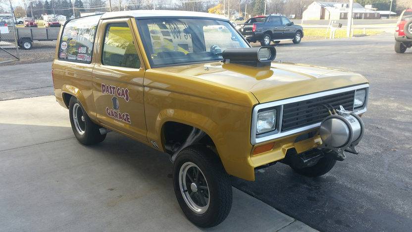 Ford Bronco II drag car