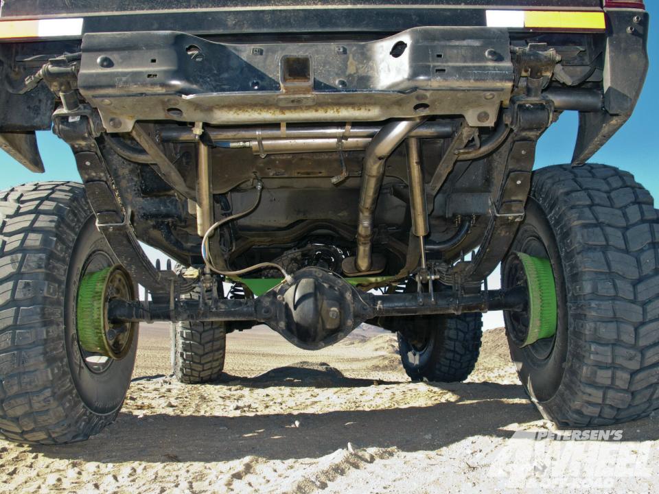 Ford Bronco II Dana 44 rear axle