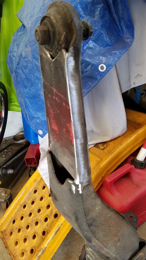 Ford Bronco II boxed axle beam