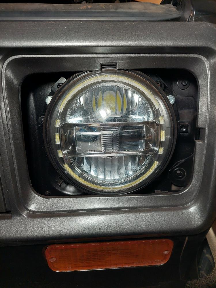 Round Headlight On A Ford Bronco II