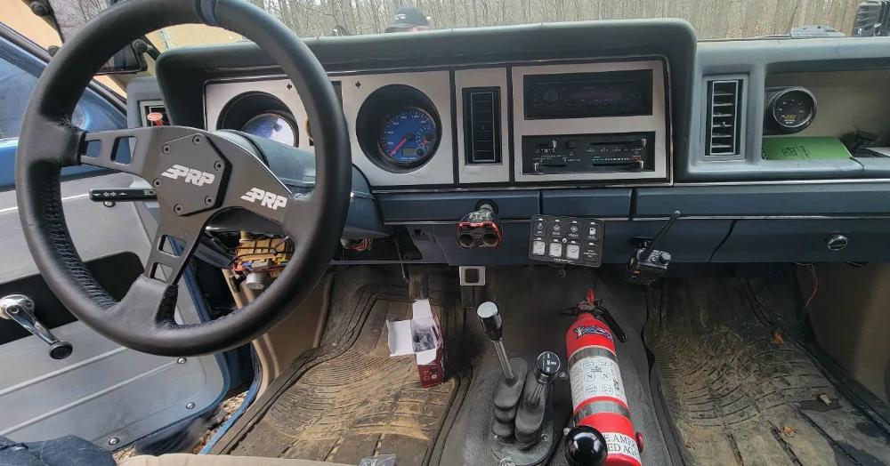 Gilbert 1987 Ford Bronco II 4x4 Dashboard