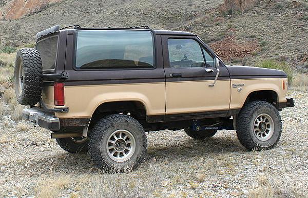 Ford Bronco II With 3-Inch Suspension Lift, 2-Inch Body Lift, and 31-Inch Tires
