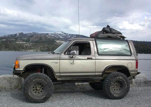 Ford Bronco II With 3-Inch Suspension Lift, 2-Inch Body Lift, Trimmed Fenders, Pacer Fender Flares, and 35-Inch Tires